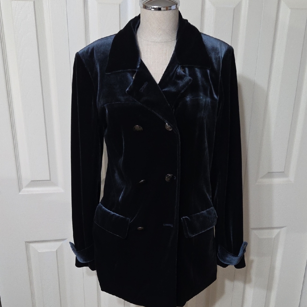 Jones New York Black Velvet Double-Breasted Blazer